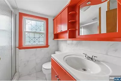 17 River Drive, Elmwood Park, NJ 07407 - Photo 21