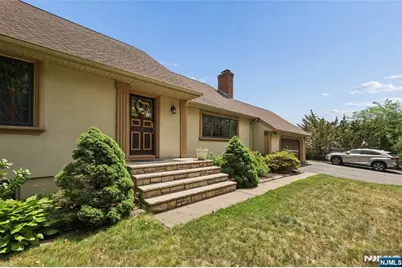 17 River Drive, Elmwood Park, NJ 07407 - Photo 1
