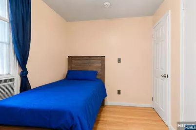 526 E 25th Street, Paterson, NJ 07514 - Photo 7