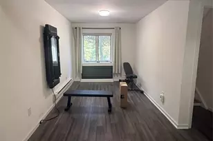 31 Hooks Ln 7, Edgewater, NJ 07020 - Photo 3