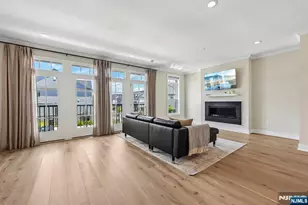16 Goldfinch Dr, Upper Saddle River, NJ 07458 - Photo 5