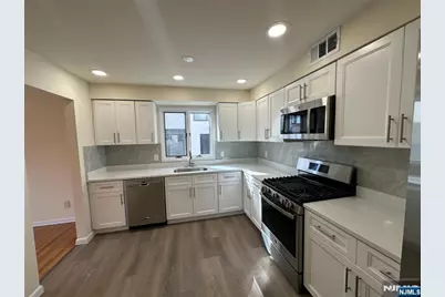 407 Jane Street 1 #1, Fort Lee, NJ 07024 - Photo 9