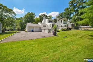 25 Tremont Terrace, Livingston, NJ 07039 - Photo 23