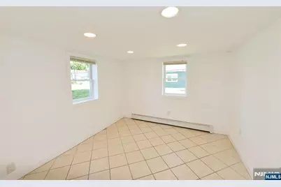 62 Broadway 1 #1, Hackensack, NJ 07601 - Photo 17