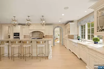 23 Hunter Ridge, Woodcliff Lake, NJ 07677 - Photo 11