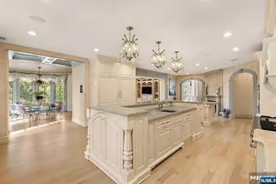 23 Hunter Ridge, Woodcliff Lake, NJ 07677 - Photo 13