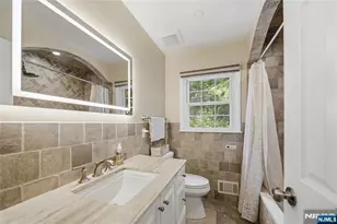 49 Skytop Dr, Mahwah, NJ 07430 - Photo 17