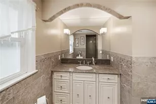 49 Skytop Dr, Mahwah, NJ 07430 - Photo 23