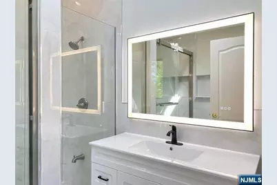 433 8th Street A #A, Palisades Park, NJ 07650 - Photo 15