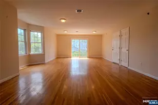 30 Triton Terrace 3, Newark, NJ 07104 - Photo 5