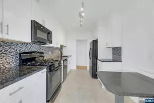 6 Horizon Rd, Fort Lee, NJ 07024 - Photo 25