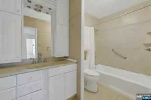 6 Horizon Rd, Fort Lee, NJ 07024 - Photo 37