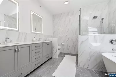 30 Lafayette Avenue, Cliffside Park, NJ 07010 - Photo 29