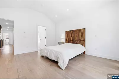 30 Lafayette Avenue, Cliffside Park, NJ 07010 - Photo 27