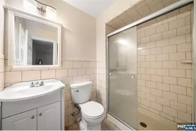 89A Forsythia, Paramus, NJ 07652 - Photo 13