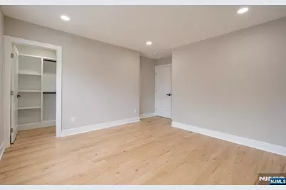 55 Long Hill Drive, Clifton, NJ 07013 - Photo 17