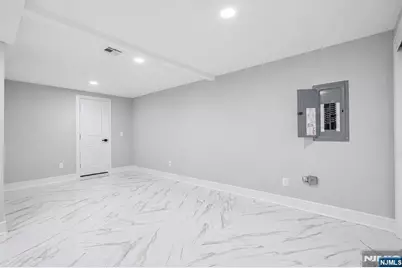 55 Long Hill Drive, Clifton, NJ 07013 - Photo 23