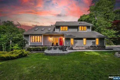 11 Hemlock Lane, Kinnelon, NJ 07405 - Photo 1