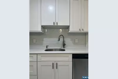 21 Wedgewood Drive 75 #75, Verona, NJ 07044 - Photo 3