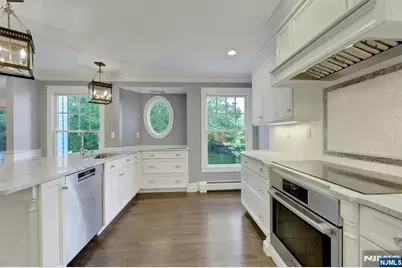 28 Serrell Drive, Montvale, NJ 07645 - Photo 11