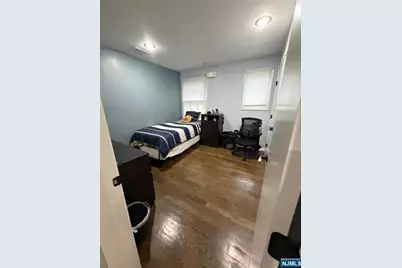 18 Sunrise Terrace, Bergenfield, NJ 07621 - Photo 17