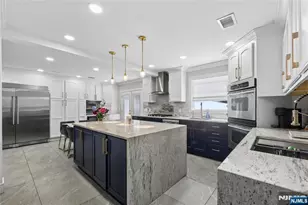 18 Sunrise Terrace, Bergenfield, NJ 07621 - Photo 7