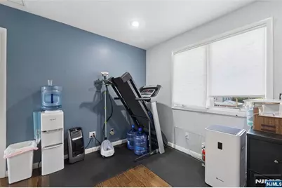 18 Sunrise Terrace, Bergenfield, NJ 07621 - Photo 15