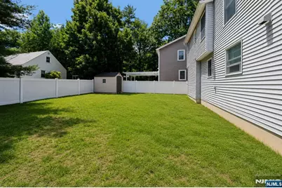 18 Sunrise Terrace, Bergenfield, NJ 07621 - Photo 21