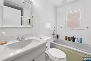 18 Sunrise Terrace, Bergenfield, NJ 07621 - Photo 11