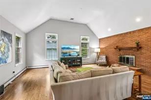10 Wood Hollow Trail, Upper Saddle River, NJ 07458 - Photo 7