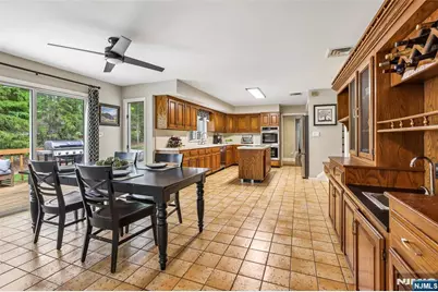 10 Wood Hollow Trail, Upper Saddle River, NJ 07458 - Photo 11