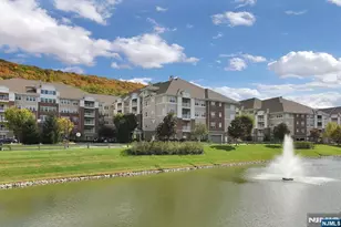 6318 Warrens Way 59, Wanaque, NJ 07465 - Photo 3