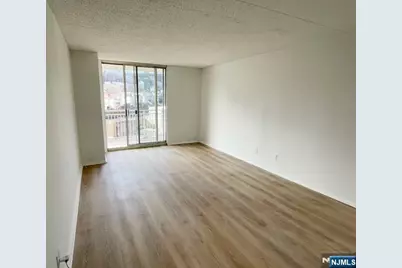 1055 River Road 1004 #1004, Edgewater, NJ 07020 - Photo 11