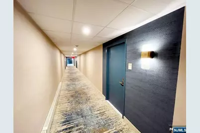 1055 River Road 1004 #1004, Edgewater, NJ 07020 - Photo 3