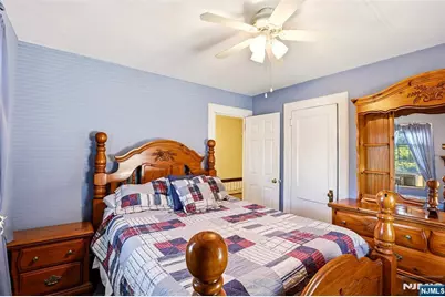 332 Riverside, Lyndhurst Township, NJ 07071 - Photo 23