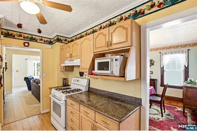 332 Riverside, Lyndhurst Township, NJ 07071 - Photo 17