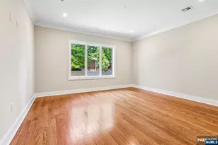 211 Warwick Ave 1, Fort Lee, NJ 07024 - Photo 17