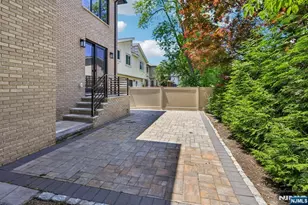 211 Warwick Ave 1, Fort Lee, NJ 07024 - Photo 31