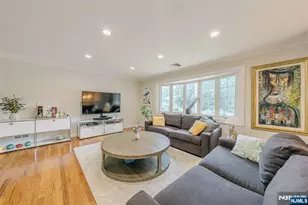 22 Cypress Ln, Paramus, NJ 07652 - Photo 15