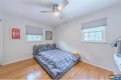 22 Cypress Lane, Paramus, NJ 07652 - Photo 19