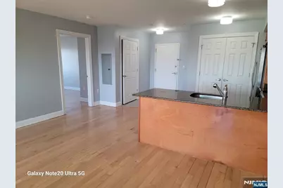 411 E Brinkerhoff Avenue 211 #211, Palisades Park, NJ 07650 - Photo 5