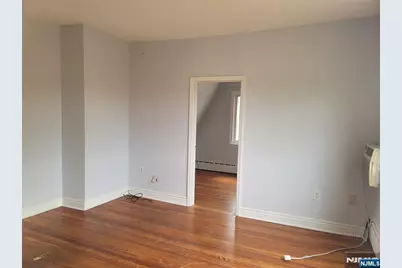 653 New York Avenue, Lyndhurst Township, NJ 07071 - Photo 31