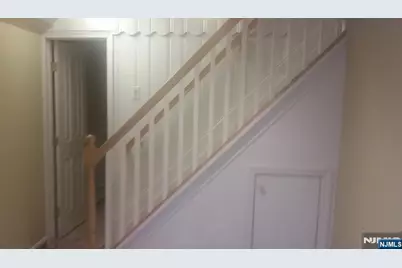 653 New York Avenue, Lyndhurst Township, NJ 07071 - Photo 15