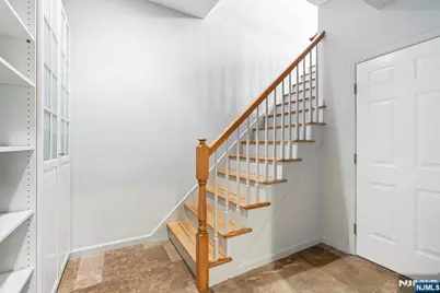 477 Undercliff Avenue, Edgewater, NJ 07020 - Photo 27