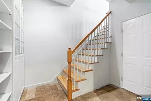 477 Undercliff Ave, Edgewater, NJ 07020 - Photo 27