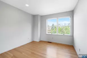 477 Undercliff Ave, Edgewater, NJ 07020 - Photo 23