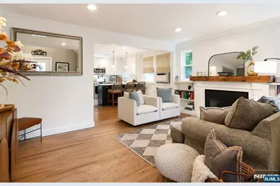 19 Long Avenue, Mahwah, NJ 07430 - Photo 3