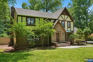 27 Chestnut Ave, Old Tappan, NJ 07675 - Photo 1