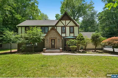 27 Chestnut Avenue, Old Tappan, NJ 07675 - Photo 3