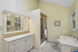 27 Chestnut Ave, Old Tappan, NJ 07675 - Photo 33
